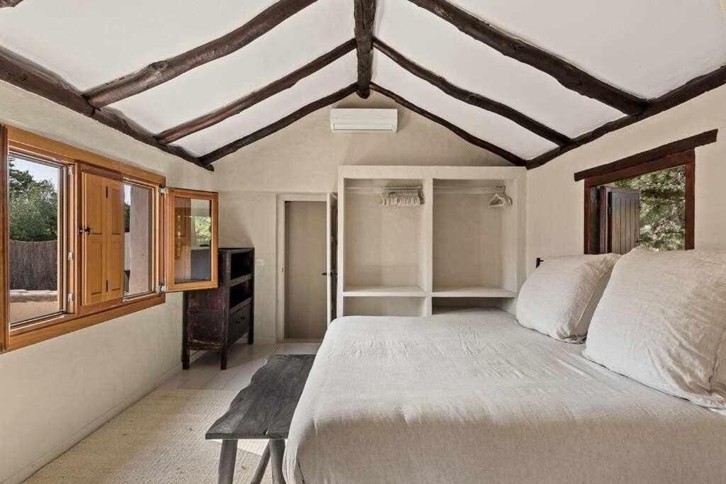 The Cave Tarifa Large Luxury in the countryside photo 2