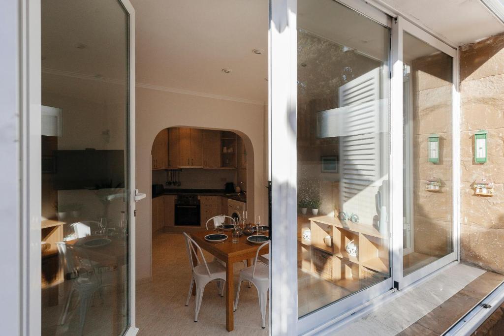 Sitges Holiday Apartment photo 3