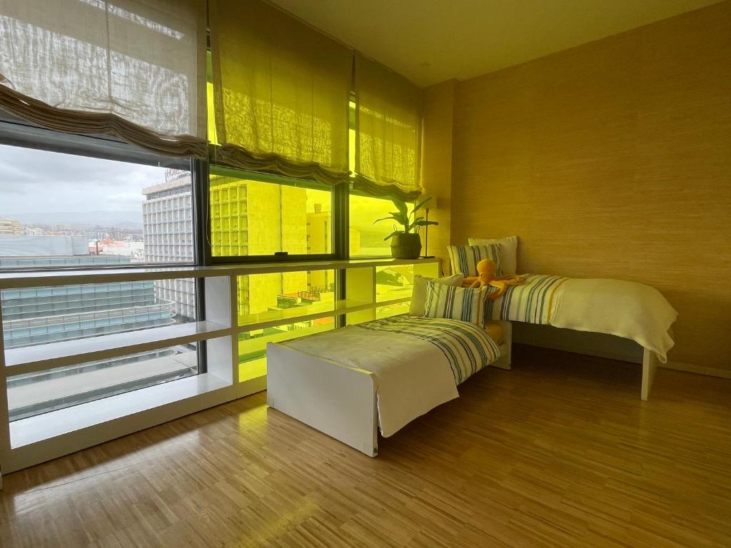 Luxury Family Beachfront Apartment photo 2