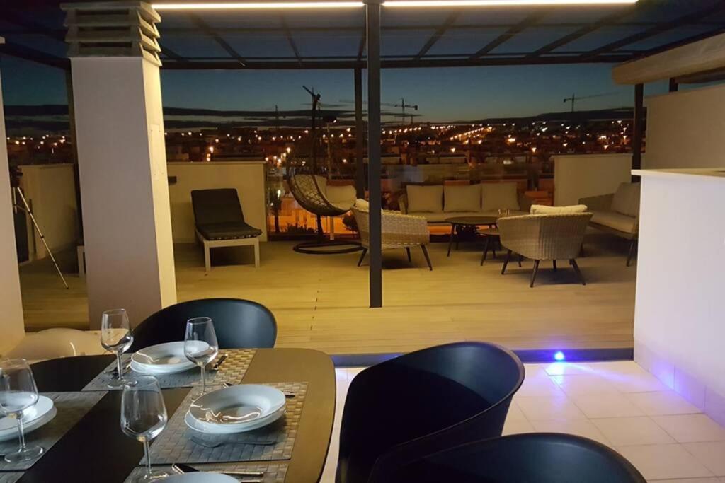 Sun Terrace Apartment — photo 1