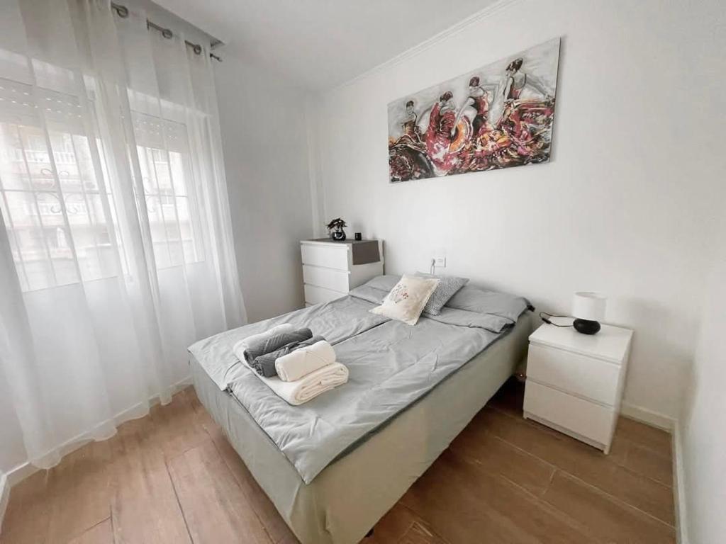 Family-friendly apartment with pool in the heart of Torrevieja photo 2