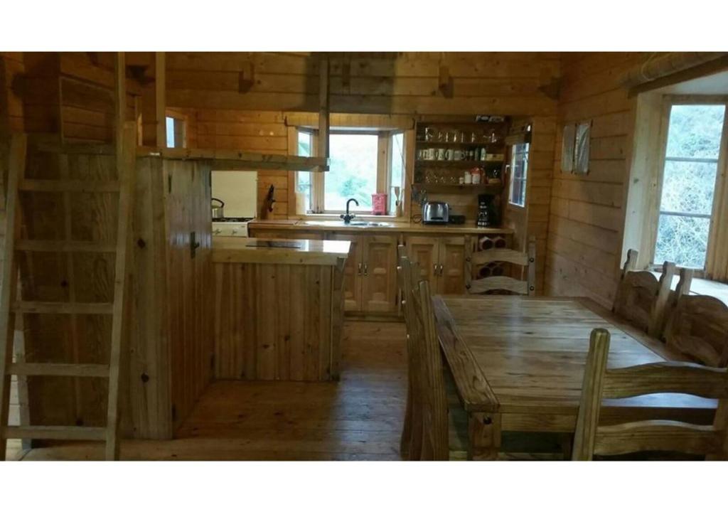 Wooden Mountain Cabin photo 3