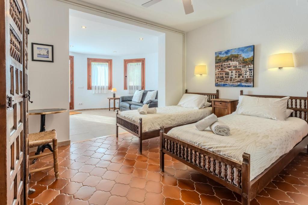 Villa La Veleta on Costa Brava photo 2