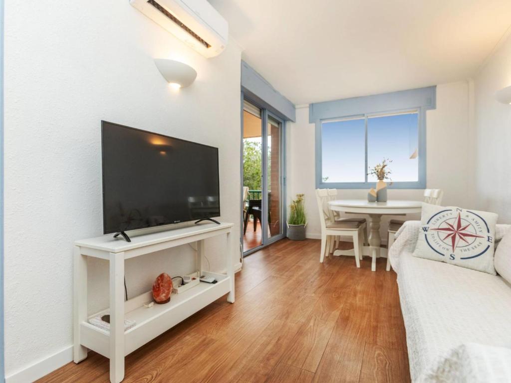 Apartment Residencial Cap Salou-1 by Interhome photo 3