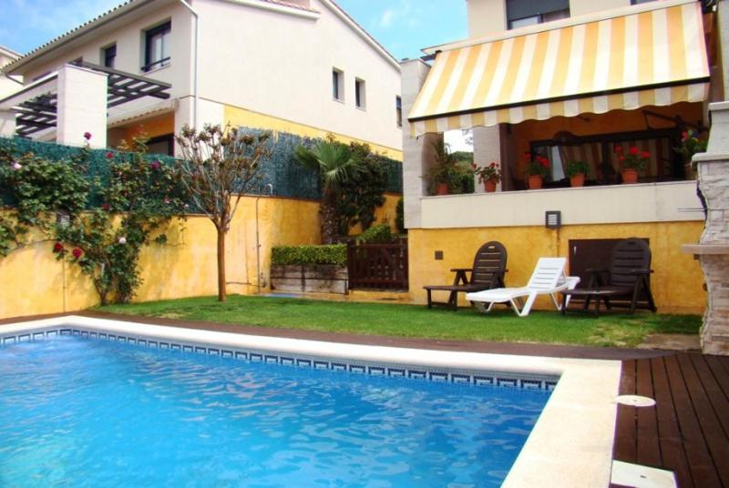 Booking.com: Hotels in Palamós. Book your hotel now! photo 2