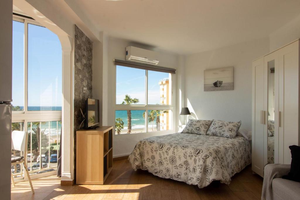 Ruselo 308. Loft en paseo marítimo de Torrox Costa photo 2