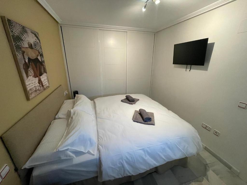 Cozy 2 Bedroom Duplex photo 2