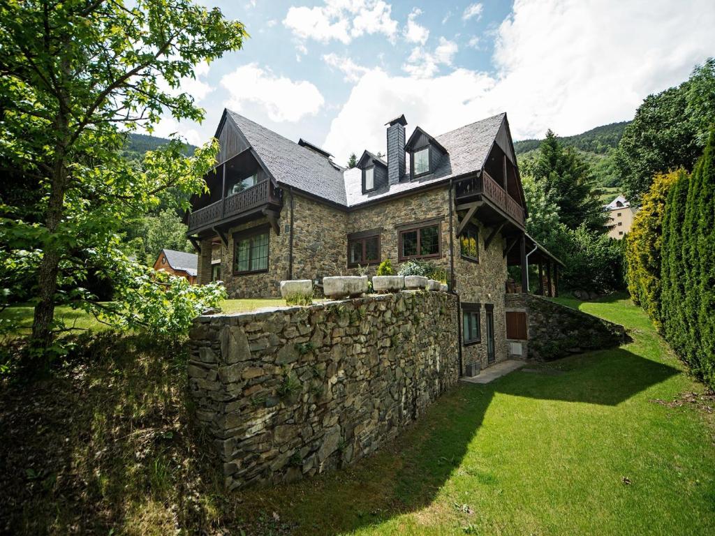 Splendid house next to the Baqueira Beret ski resort photo 3