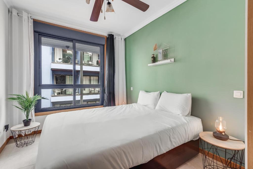 Home2Book Trendy Apt in Las Palmas Center photo 2