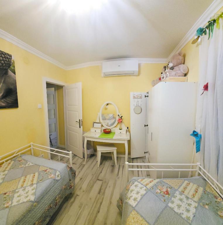 Sweet home photo 2