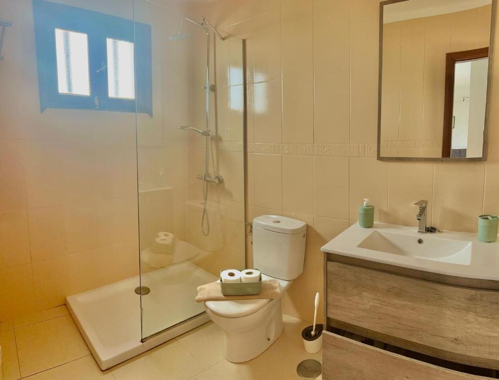 Sunny Apartment photo 3