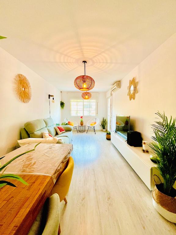 Sunny House photo 2