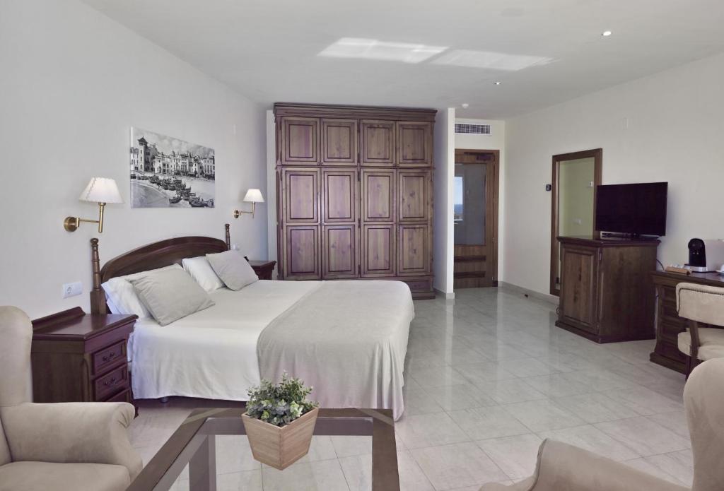 Sunway Playa Golf & Spa Sitges photo 2