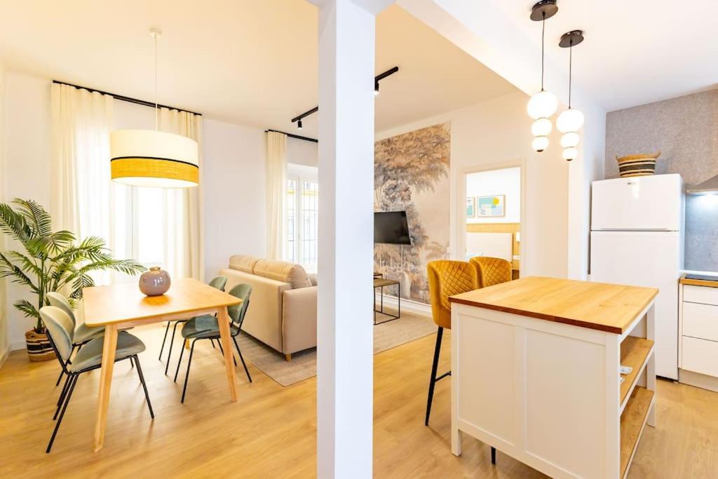 Santa Catalina centra suite by Valcambre — photo 1