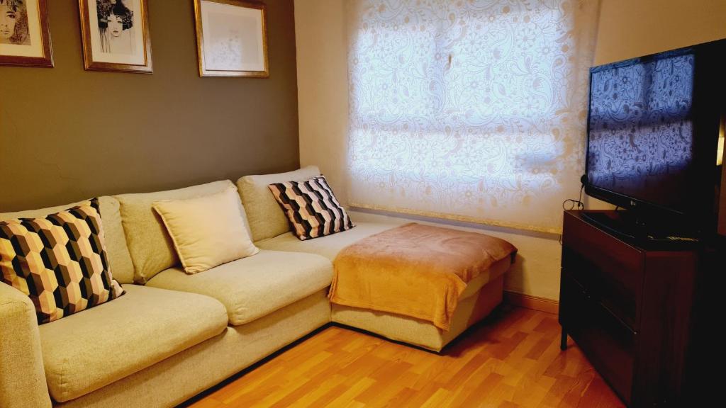 Santos Studio 2 photo 3