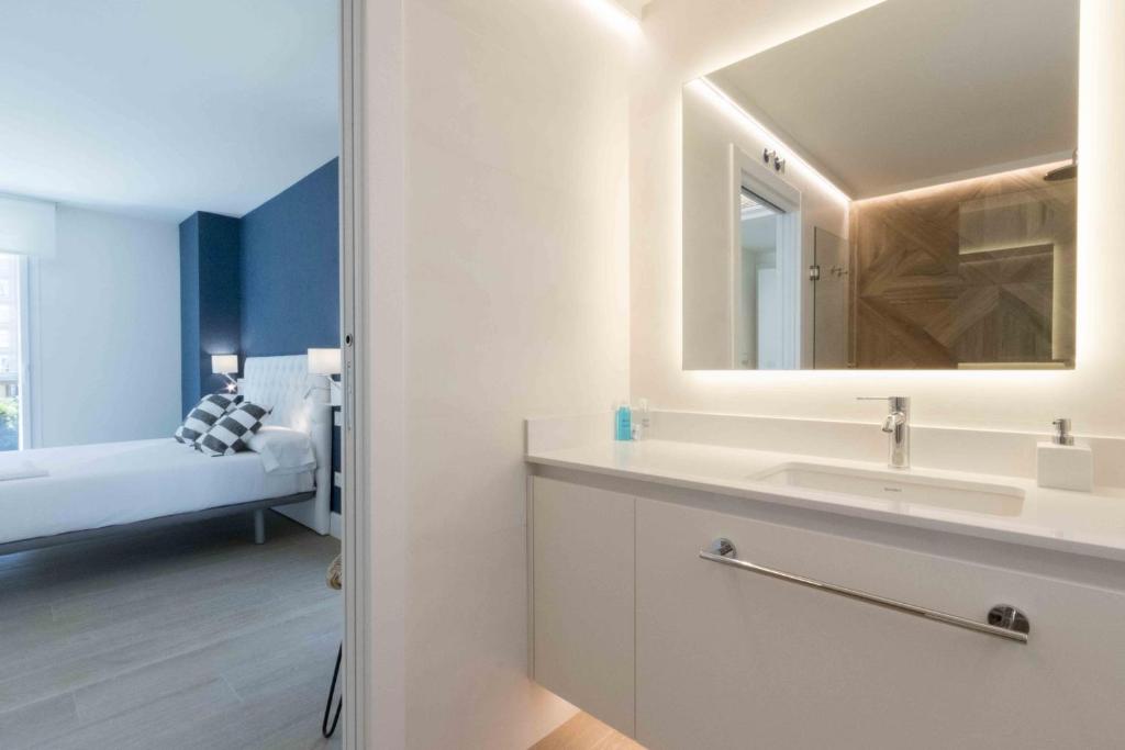 The Rentals - Preference Brunet photo 2