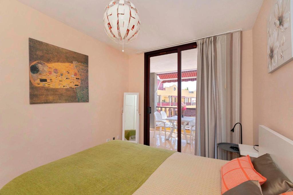 Céntrico apartamento primera linea del mar photo 2