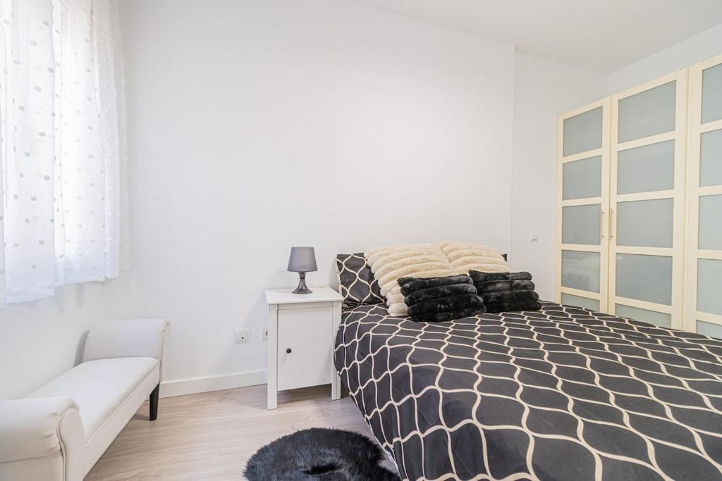 Stay in Zaragoza's historic center photo 2