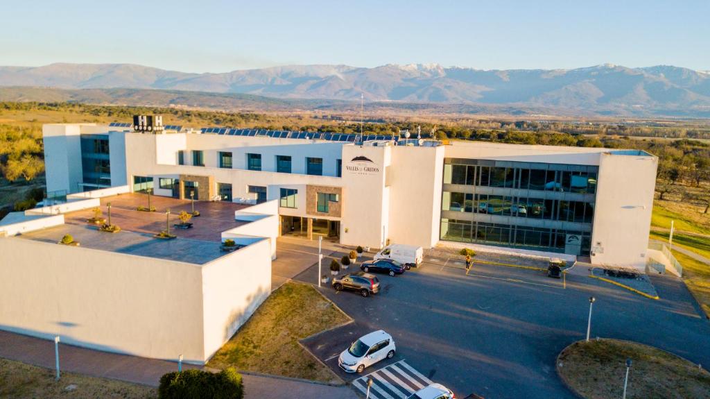 Hospedium Hotel Valles de Gredos Golf — photo 1