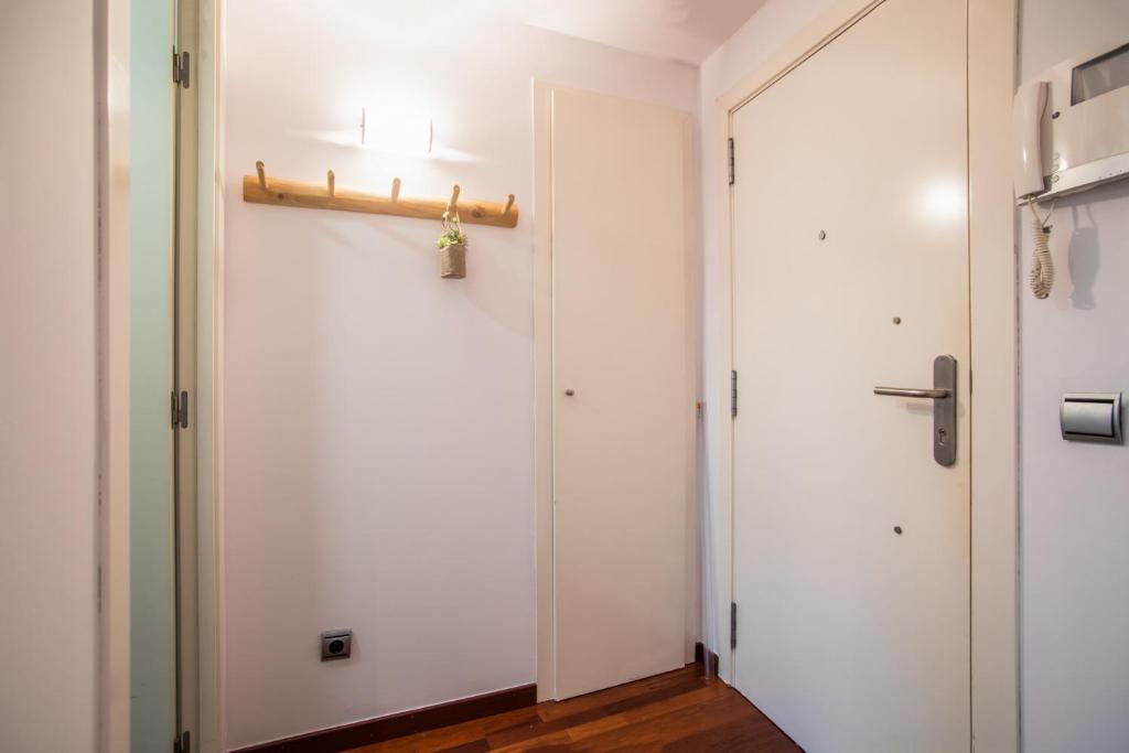 42BADR1040 New & Bright Apartment PobleNou photo 3