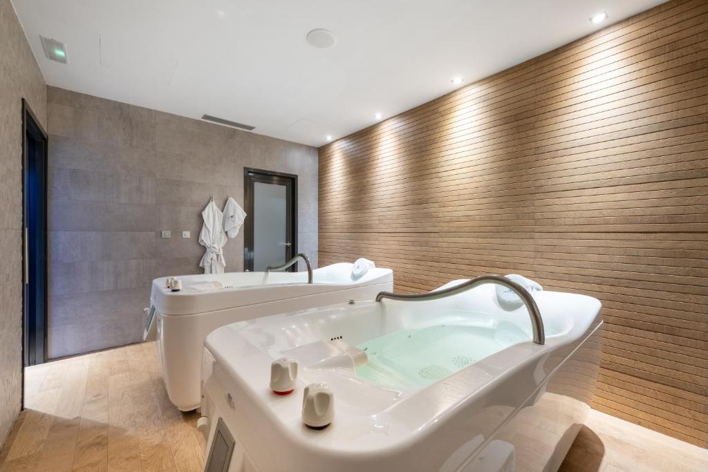 Castilla Termal Monasterio de Valbuena - Small Luxury Hotels photo 2