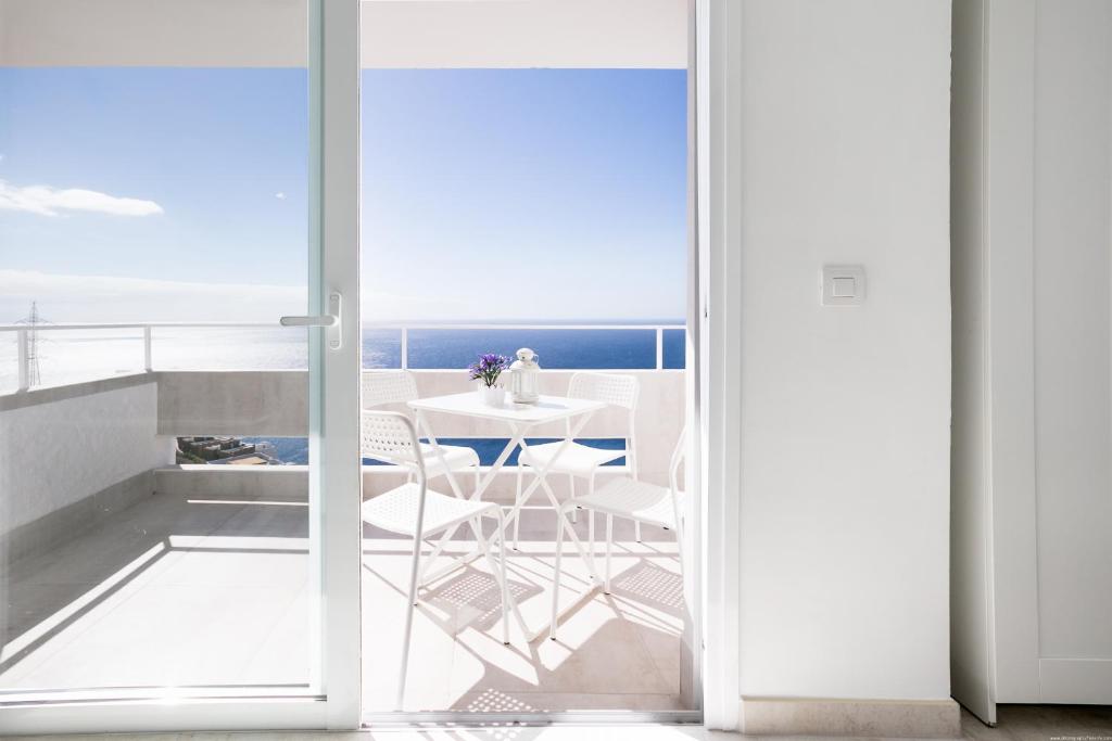 Breathtaking 180 degrees Views in Tabaiba Alta — photo 1