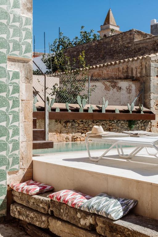 Santanyí's Hidden Gem - a Townhouse with Soul photo 2
