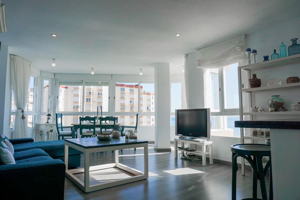 WintowinRentals Amazing Apartment with Sea view — photo 1