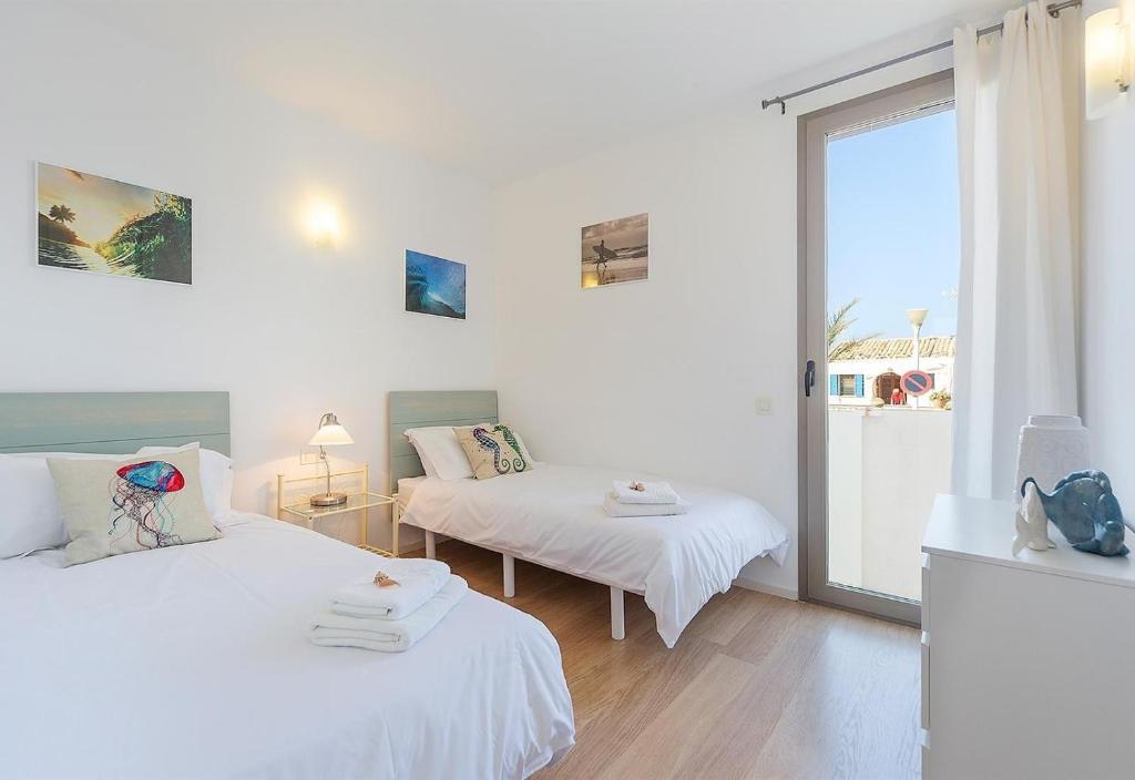 Sunny Townhouse With Terrace in Son photo 2