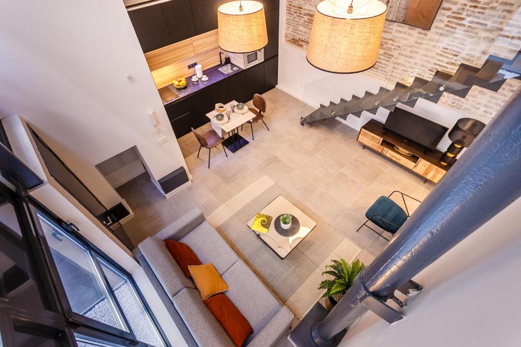 Amplísimo y coqueto apartamento de lujo y diseño en pleno Centro photo 2