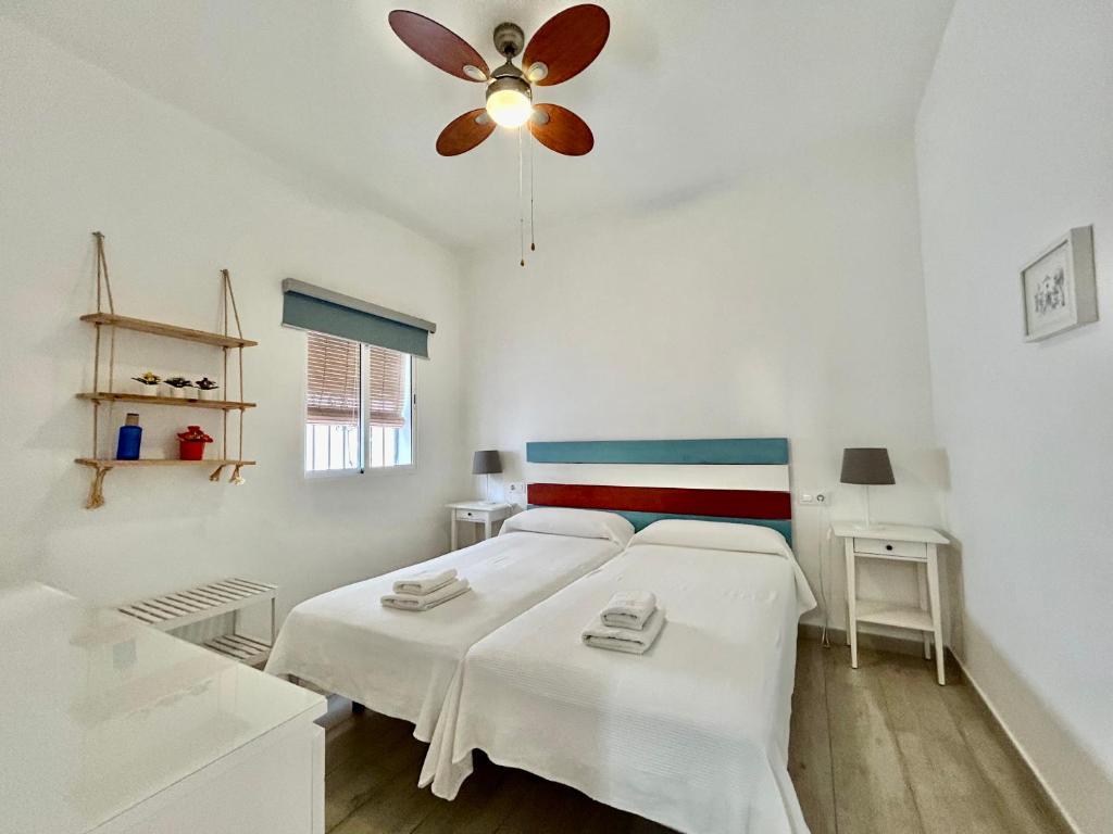 Acogedor apt 8pax 4Bdr 2Bth- CozyHomeSevilla2 photo 2