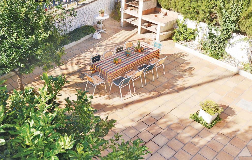 7 Bedroom Lovely Home In Santa Susanna photo 3
