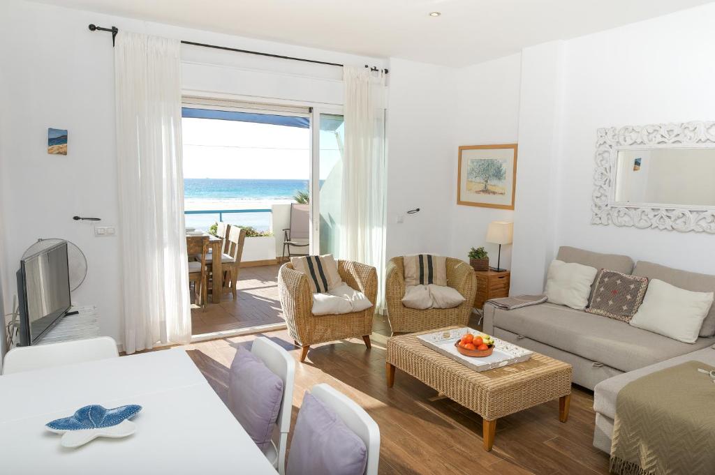 Mari-Cher Seaview Tortuga - By TarifaRent photo 3