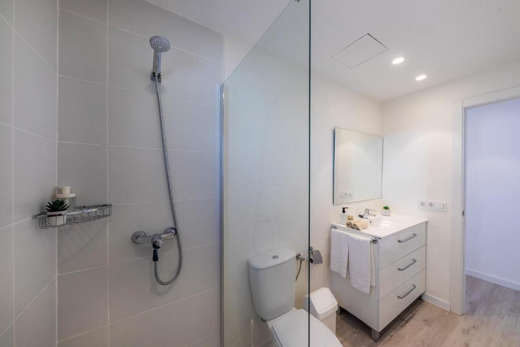 White suites 2 photo 3