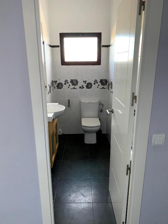 Booking.com: Hotels in Buendía. Book your hotel now! photo 3