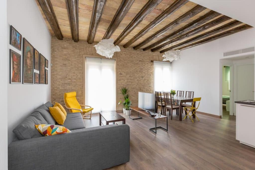 SB1 - 2 Bedroom apartment in Historic Center — photo 1