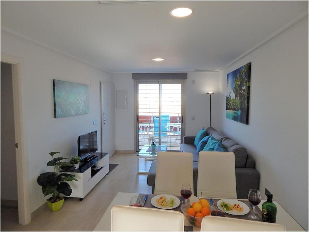 Torre de la Horadada - Modern and comfortable 2 Bedroom Apartment close to the Beach photo 3