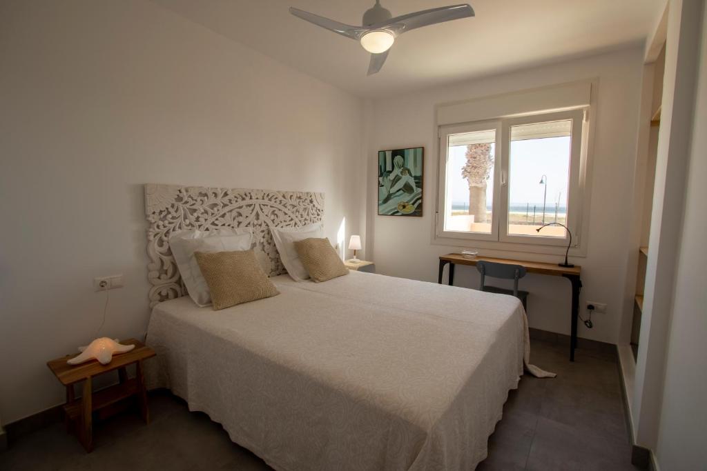 Apartamento en primera línea de playa photo 2