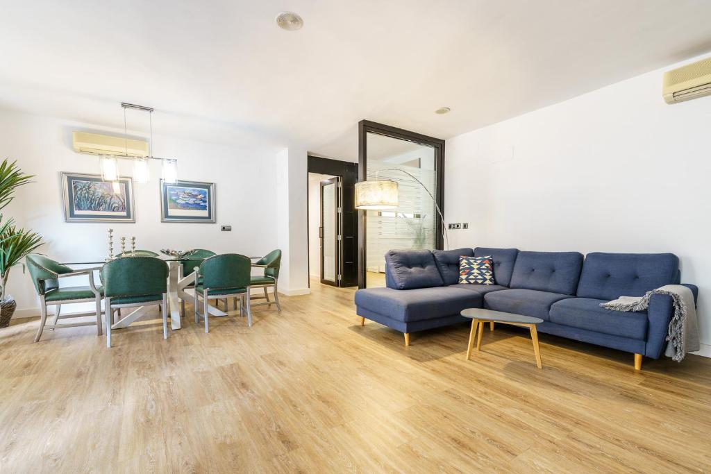 APARTAMENTO MODERNO CALLE LARIOS — photo 1