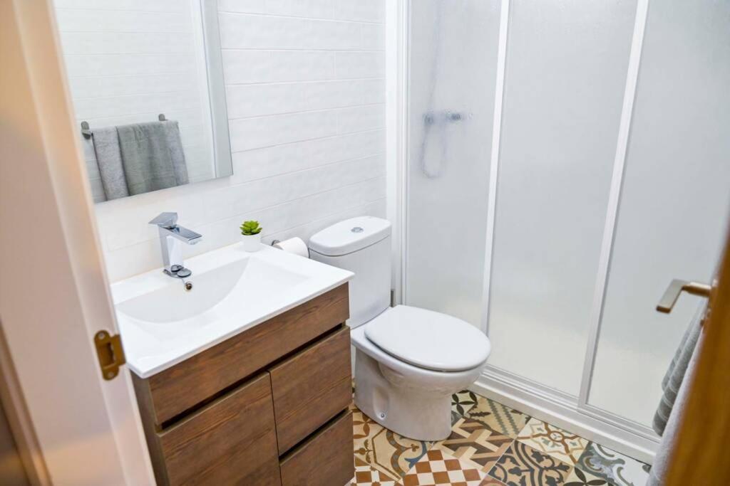 A - Apartamento elegante con piscina compartida photo 2
