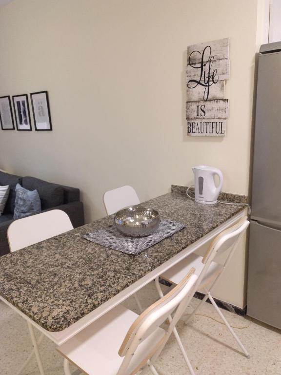 Rosyshome102 — photo 1