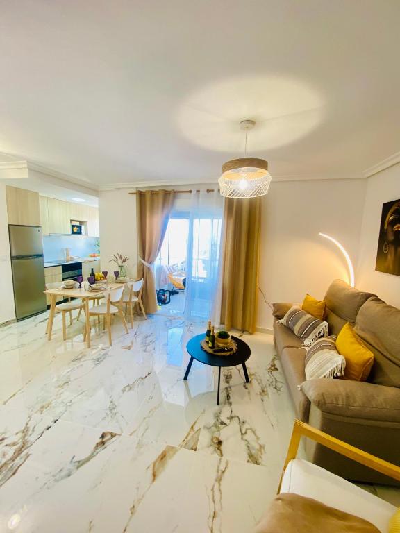 Sunny sweet apartment Olga photo 2