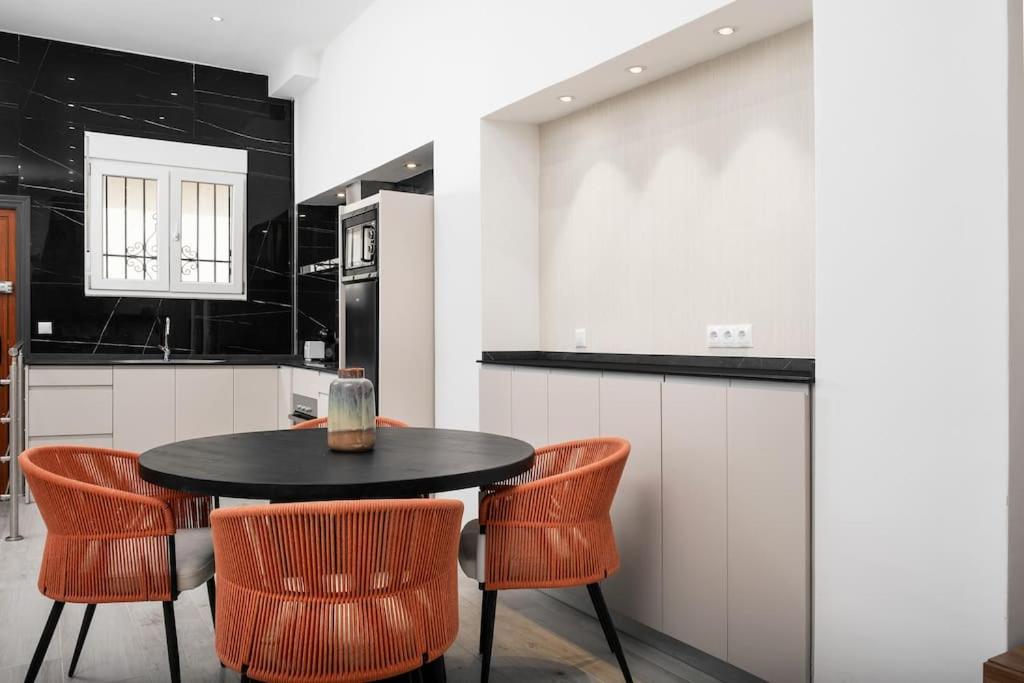 Modern 1-Bed Apartment with Wi-Fi photo 3