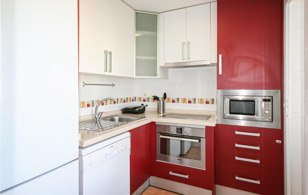 3 Bedroom Nice Apartment In Santa Pola photo 2