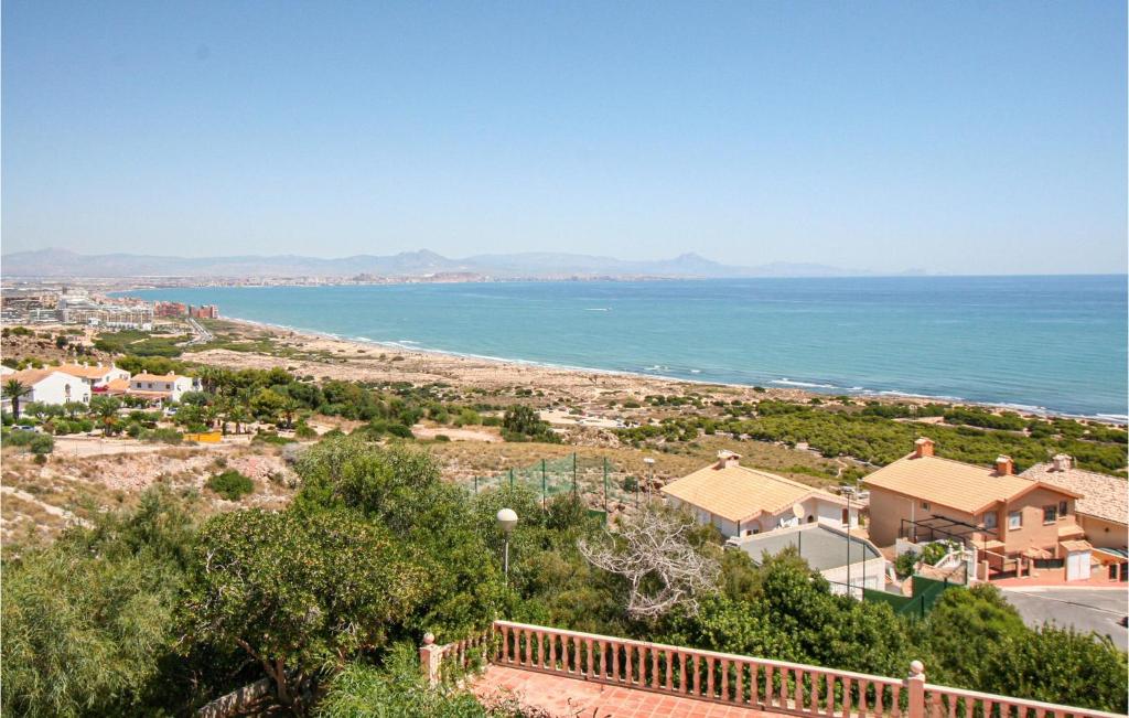 3 Bedroom Nice Apartment In Santa Pola photo 3