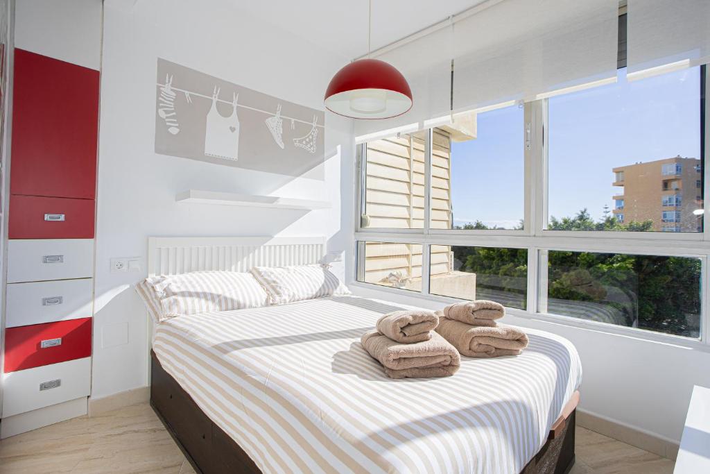 Studio 7 min from the airport photo 2