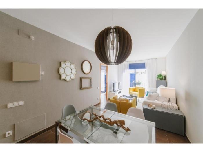 Sitges Spaces Deluxe Beach Apartment- 3 Bedroom — photo 1