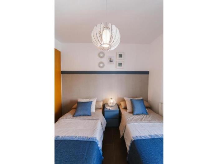 Sitges Spaces Deluxe Beach Apartment- 3 Bedroom photo 2