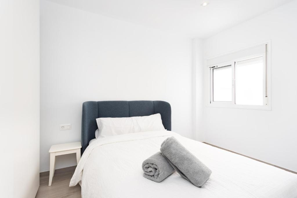 Stylish Urban Stay in Santa Cruz photo 2
