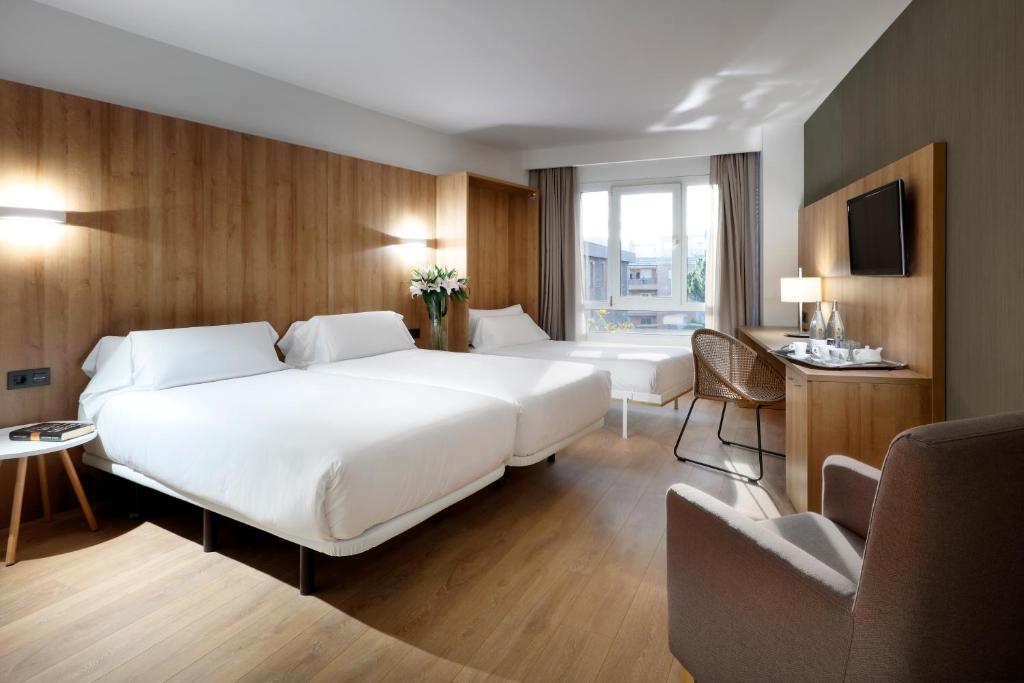 Hotel SB Corona Tortosa photo 2